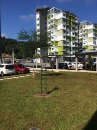 It is located about 30 kilometers northwest of kuala lumpur and 20 km nnw from shah alam, the state capital of selangor. Rzllr On Twitter I M At Kolej Zamrud Uitm Puncak Alam In Kuala Selangor Selangor Https T Co N68gkidwm0