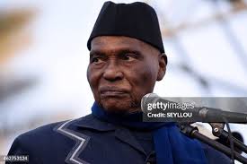 1,323 Senegalese President Abdoulaye Wade (L) Stock Photos, High-Res  Pictures, and Images