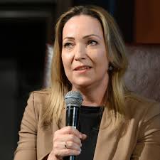 Didonės ir Enėjo“ režisierė Dóra Barta: šokis operoje