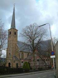 ˌʌu̯d ˈbɛi̯ərlɑnt (listen)) is a town and former municipality in the western netherlands, in the province of south holland, now a part of the hoeksche waard municipality. Hervormde Gemeente Oud Beijerland