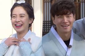 Song ji hyo was caught by cameras attending the actor's mortuary. Running Man Cast Teases Song Ji Hyo And Kim Jong Kook With Mentions Of Gary Soompi