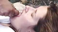 Kadin Hayvanlarla Sikisiyor Pornosu Hemen Izle