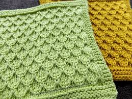 This pattern offers up the basic seed stitch for a little variety, with a simple garter edge for stability. Mock Honeycomb Knit Dishcloth Free Pattern Knitted Washcloth Patterns Dishcloth Knitting Patterns Knit Dishcloth