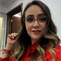 60+ perfiles de «Elsa León»