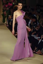 Scegli tra la vasta gamma di articoli di moda e acquista a prezzi d'occasione! Yves Saint Laurent Fashion Beautiful Gowns Purple Fashion
