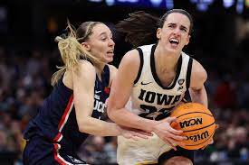Caitlin Clark vs. Paige Bueckers stats: Iowa, UConn stars shine through  struggles in Final Four duel | Sporting News