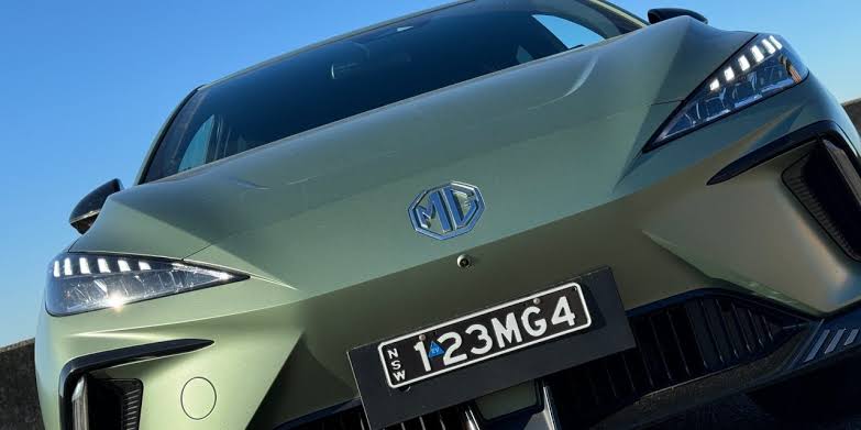 MG4 X-Power electric hot hatch review, 0 to 100kmh in 4 seconds