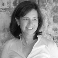 Esther Suzuki Arnold