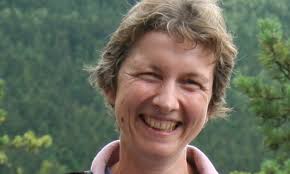 Barbara Knowles's Instagram, Twitter & Facebook