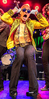 David lee roth gave the brisbane times a surprisingly open and honest interview about his past and his relationship with his parents. I Am Las Vegas David Lee Roth Discusses Residency In Exclusive Vhnd Interview