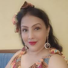 CM Devendra Fadnavis wife Amruta Fadnavis yoga #amrutafadnavis  #devendrafadnavis #maharashtra #mumbai #yoga #yogalife #foryou #explore