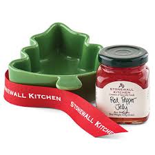 Make your own jelly or use store bought for this classic dish served along with a cocktail. Stonewall Kitchen Red Pepper Jelly Tree Ramekin Gift Set Kittery Trading Post