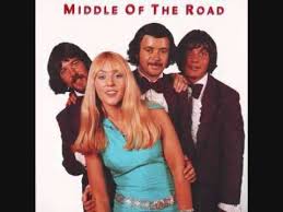 Middle Of The Road See The Sky Chanson Flute De Pan