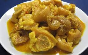 Rendang adalah masakan yang mengandung bumbu rempah yang kaya. Manfaat Makan Kikil Sapi Ternyata Sangat Dahsyat Genpi Co