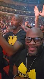 Rocking this gem right now!! One of my all time fave WU Affiliates!