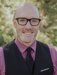 Aaron Neilson's Instagram, Twitter & Facebook