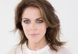 Born in rome, gerini won the national competition of miss teenager in 1985. Claudia Gerini Instagram Bacchettata Dai Follower Magari Evitate La Replica Dura Di Lei