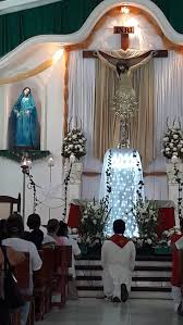 Aniversario De La Capilla De Adoracion Permanente Parroquia Jesus Nazareno Tabasco Mexico Flores De Altar Arreglos De Iglesia Decoracion De Iglesia