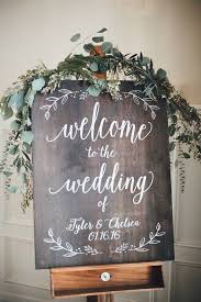 Diy Wedding Ideas For Brides Who Love Lettering Mywedding Wood Wedding Signs Wedding Signs Diy Wedding Signs