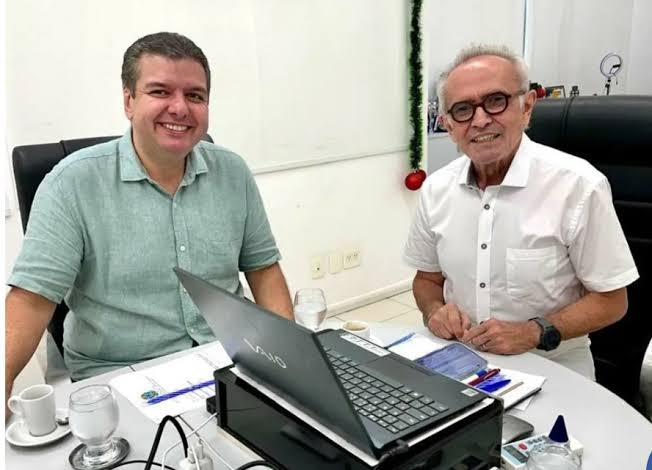 Saída de Cícero do PP provoca exonerações, mas Diego Tavares decide permanecer na gestão