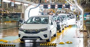 Maybe you would like to learn more about one of these? Pkp 2021 Miti Keluar Garis Panduan Sektor Ekonomi Yang Dibenarkan Beroperasi Careta