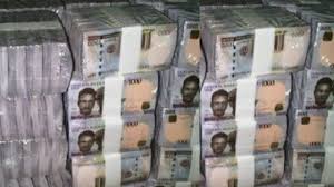 Exchanging the dollars to naira on the black market could also pose issues. Police Arrest Man With Bundles Of Fake Naira Notes P M Express