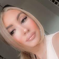 Daisy Mitchell (@daisymitchell)