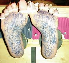 Ellie zeiler's feet in her new instagram post (she is a tiktoker) (reddit.com). Heather Macgregor On Twitter Locked In The Feet Stocks And Tickled With Ink Pens And Permanent Markers By Random Fairgoers Renpic Http T Co 76m2hp3ulm