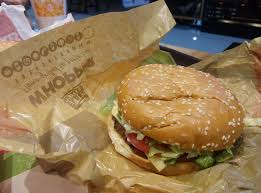 One of the most popular burgers that bk offers is the whopper, which is usually seen compared to mcdonald's own big mac. Burger King Merdeka Bandung Lengkap Menu Terbaru Jam Buka No Telepon Alamat Dengan Peta