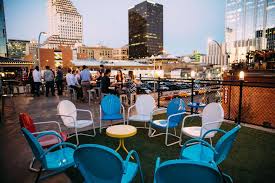 As austin bars close for now, nickel city shares a guide on how to shutter responsibly. Best Rooftop Bars In Austin Where To Drink With A View In Atx Thrillist