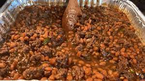 Combine the ground beef, cooked bacon, brown sugar, worcestershire sauce, liquid smoke, and ground black pepper. How To Make Baked Beans With Ground Beef Youtube