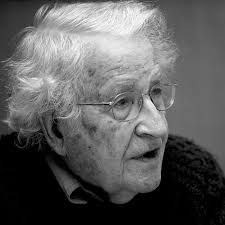 Noam Chomsky en el Ateneu Llibertari "Estel Negre"