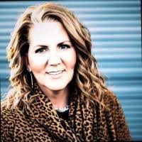 Shelby Thurston's Instagram, Twitter & Facebook