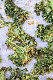 These Cheesy Kale Chips Are A Great Healthy Way To Satisfy Your Cravings For Something Salty And Cheesy Nutr In 2020 Kale Chip Recipes Cheesy Kale Chips Kale Chips