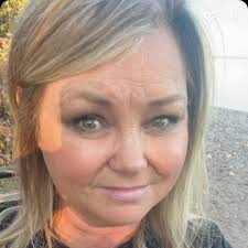 METEOR SHOWER ☄️ Get ready and prepare to watch one of the year's best  meteor showers. The Geminids peak this Friday, December 13, marking the  final meteor shower of the decade. MORE: