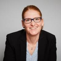 Annette Kapp's Instagram, Twitter & Facebook