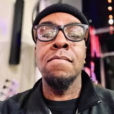 Roxanne Perez at TripleMania XXXIII. Even JD couldn't help but look 👀