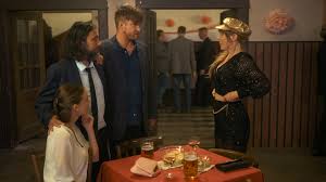 Rozjetá Krejčíková v Milionářích. Její divoký tanec okomentuje i Polívka