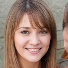 Amanda Shurum's Instagram, Twitter & Facebook