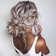 Summerhair The Pretty Bow The Pretty Bow Bun Probably The Cutest And Most Womanly Hairdo Included In T Bridal Hair Pieces Hair Styles Wedding Hair Pieces