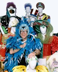 The official website of elton john, featuring tour dates, stories, interviews, pictures, exclusive merch and more. Bilder Aus 40 Jahren Elton John Eine Zeitreise Mit Der Lebenden Legende Stern De