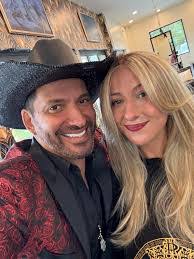 Patti Collier's Instagram, Twitter & Facebook