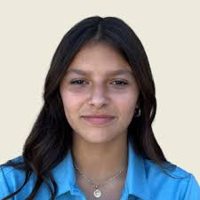 Esperanza Manzo's Instagram, Twitter & Facebook