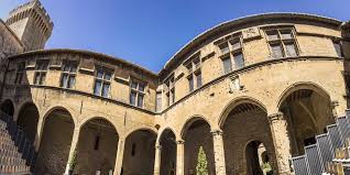 Reconstitution historique salon de provence. Salon De Provence Tourisme Cite De Nostradamus Provence Alpes Cote D Azur Tourisme