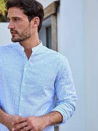 Au design raffiné et avec un seul bouton et une hauteur réduite du plis rond, la chemise col mao homme caravaggio de la collection 7camicie peut être portée facilement à l'intérieur ou à. Chemise Slim Fit Rayee Homme Col Mao Chemises Habillees Pour Hommes Chemise Col Mao Homme Robe Chemise Bleue