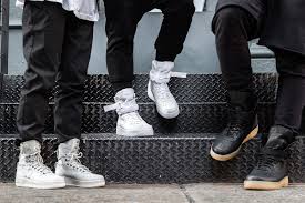 Men Black Air Force 1 On Feet An Onfeet Look At The Nike Special Field Air Force 1 Nike Air Force Ones Nike Casual Boots Outfit