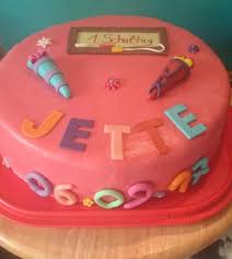 Einschulungstorte Aus Fondant Einschulungstorte Kuchen Torten
