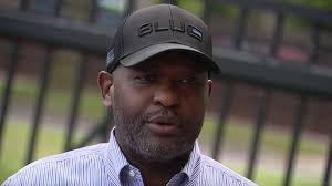 Kids Try Stealing Hellcats From Dodge