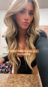 Lillian Livingston's Instagram, Twitter & Facebook