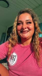 Jessica Klatt's Instagram, Twitter & Facebook